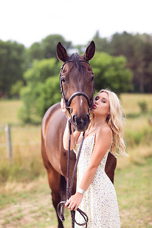 OLIVIA-336-Edit